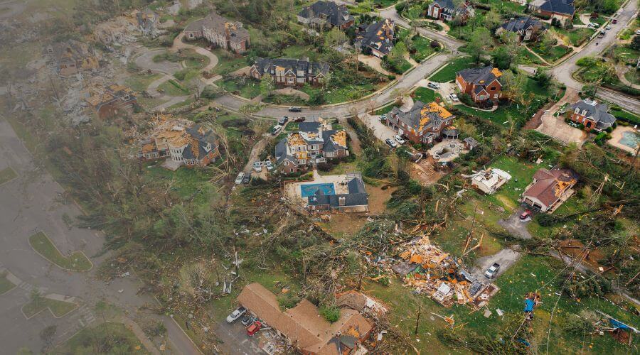 Why choose water damage restoration service for storm damage restoration in Menifee